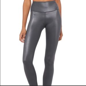 ALO High Waist Shine Legging, size S